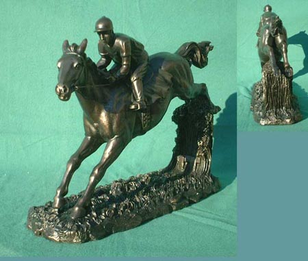 W04 - Springreiter Skulptur, Bronze Imitat Figur