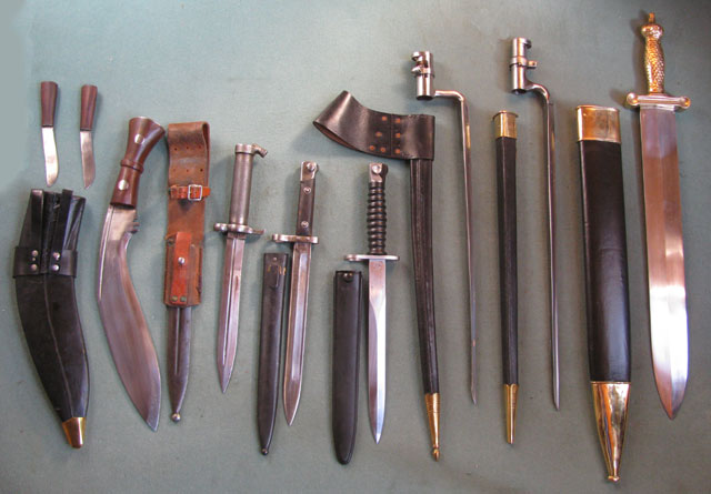 B70 - Bayonet collection for a collector or dealer