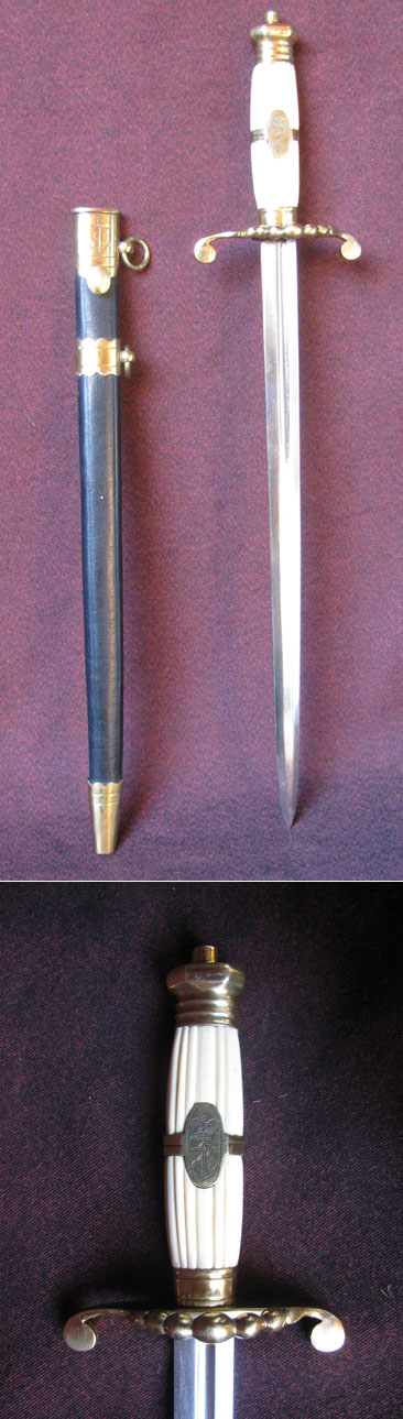 D100 - naval officer's dirk, England, ca.1800