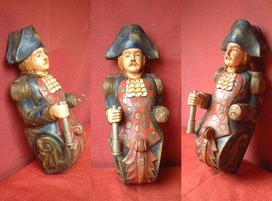 G10K - Ship's figurehead, pirate captain