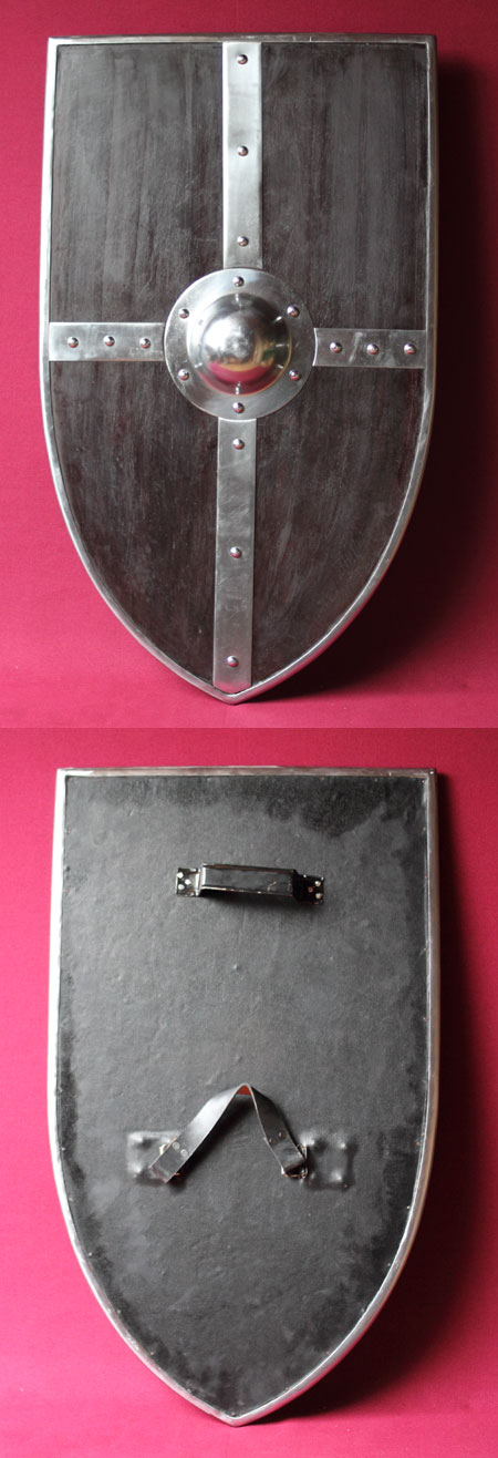 P81B - Medieval wooden combat shield