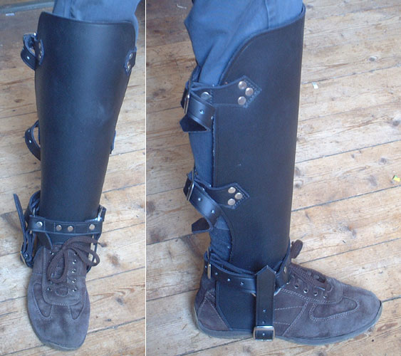P83 - Cowhide leg protection for reenactment