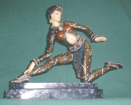U20 - Art Deco figure France around 1925, Reproduction